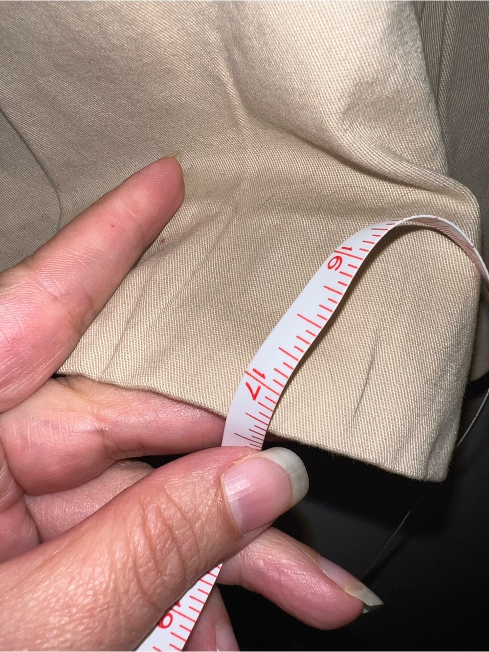 Tommy Hilfiger Beige Button-Accent skirt size 10 - Picture 5 of 9